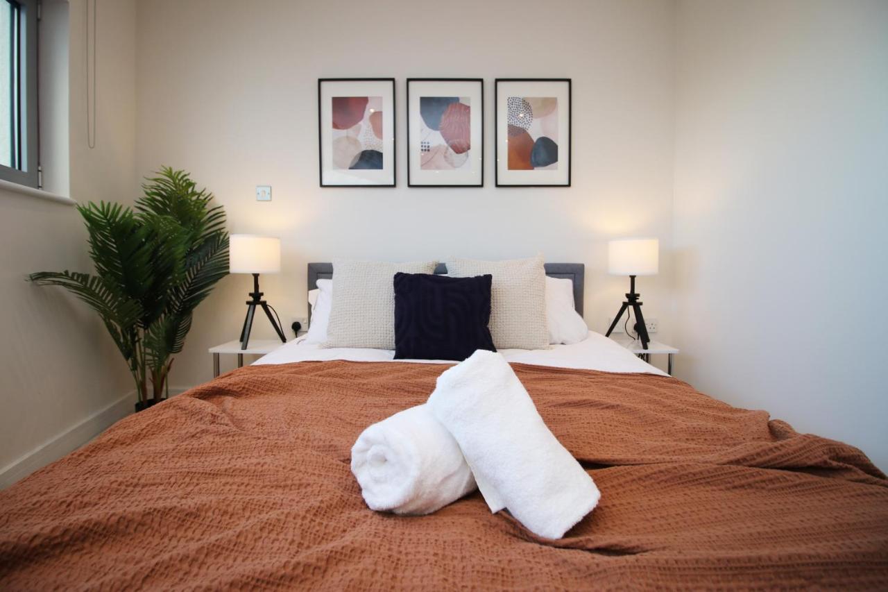 The Skyline - Luxury City Centre Flat With Designated Parking Cardiff Exterior foto